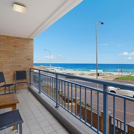 Newcastle Short Stay Accommodation - Sandbar Newcastle Beach Екстериор снимка