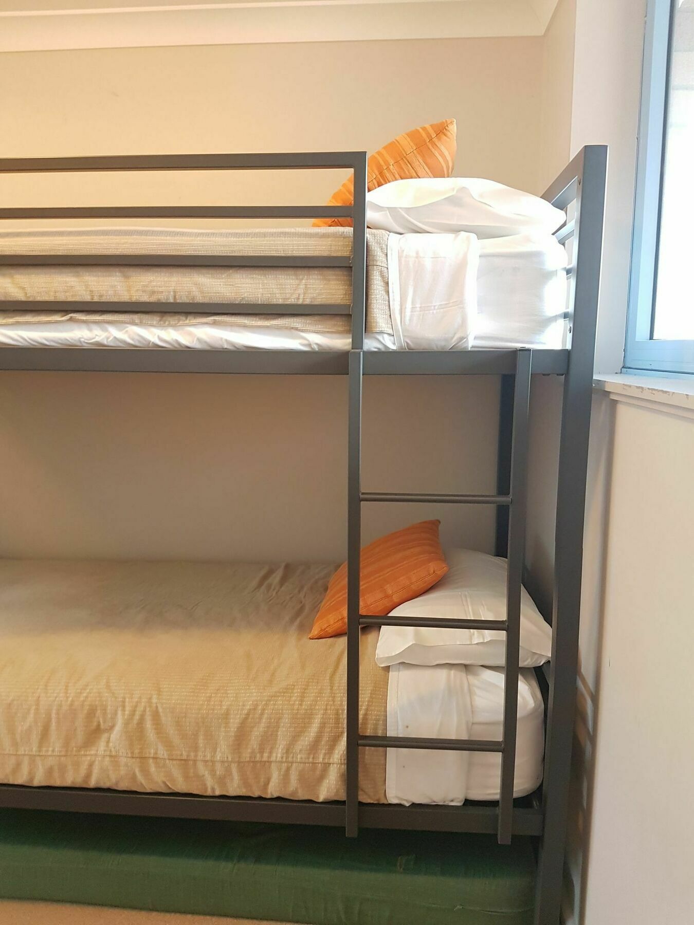 Newcastle Short Stay Accommodation - Sandbar Newcastle Beach Екстериор снимка